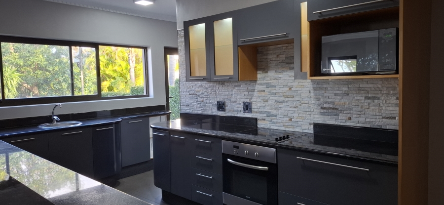 4 Bedroom Property for Sale in Beacon Bay Eastern Cape
